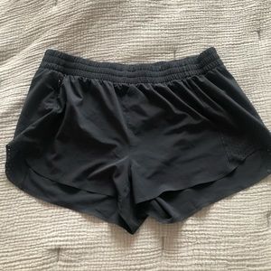 Athleta hustle shorts, 5 in